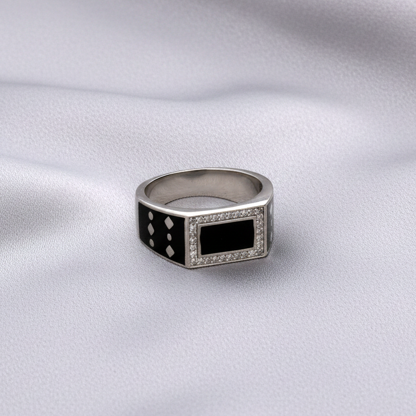 SILVER RING